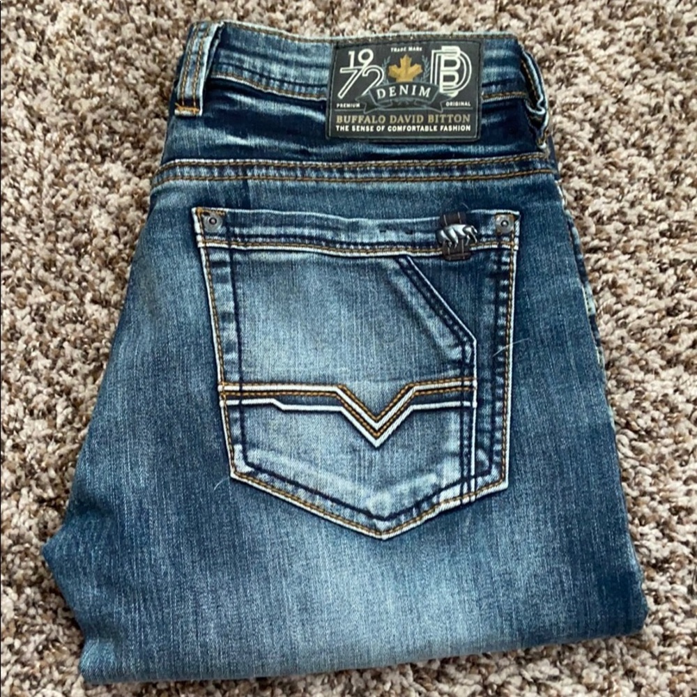 Slim straight denim